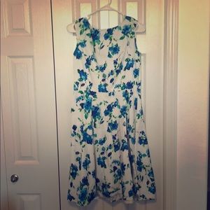 Short blue floral dress